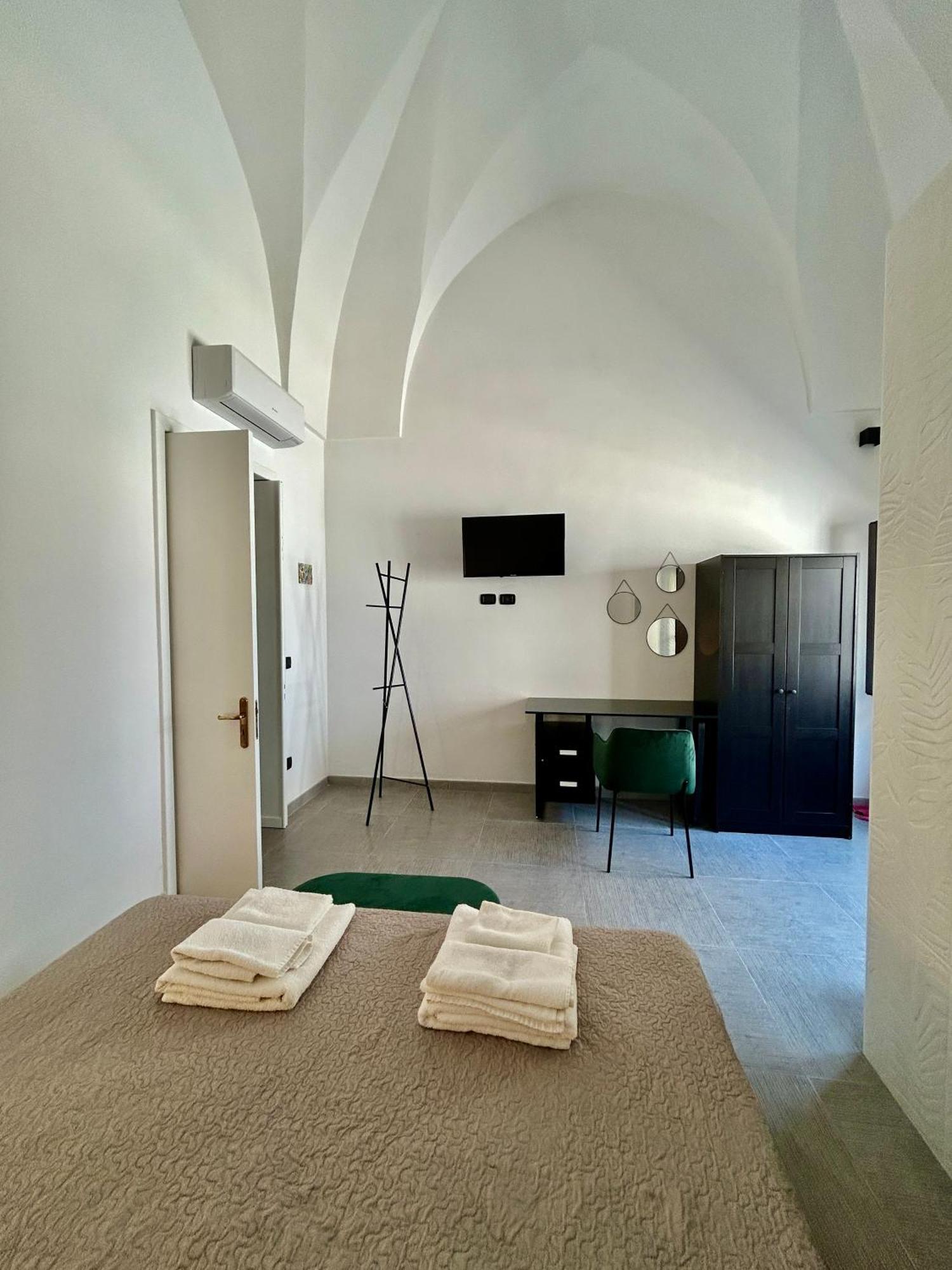 Nonno Uccio Appartement Castri di Lecce Buitenkant foto